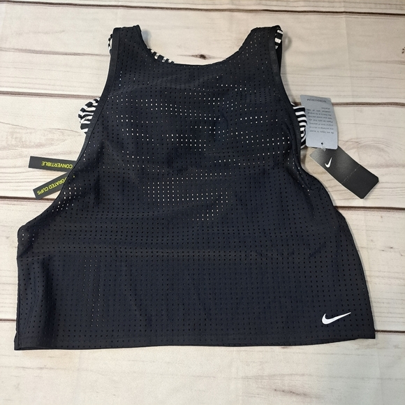 Nike Swim Black And White Swim Top Size Small - Picture 1 of 7